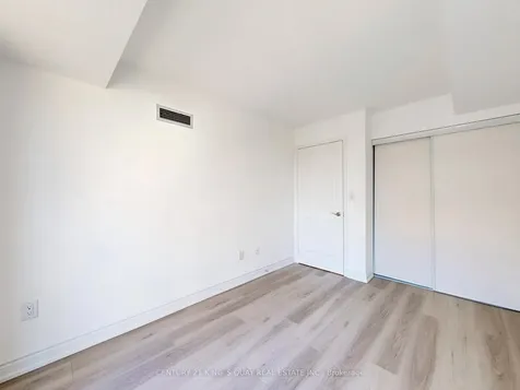 1 Pemberton Avenue Toronto ON M2M 4L9