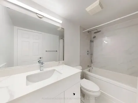 1 Pemberton Avenue Toronto ON M2M 4L9