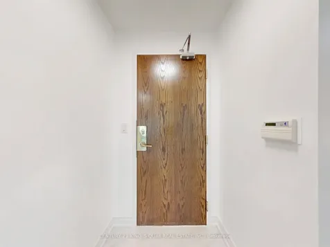 1 Pemberton Avenue Toronto ON M2M 4L9
