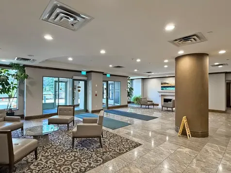 1 Pemberton Avenue Toronto ON M2M 4L9