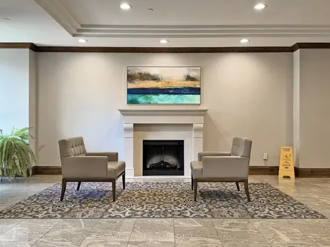 1 Pemberton Avenue Toronto ON M2M 4L9