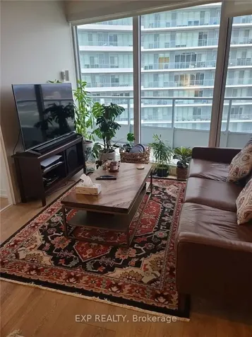 115 Mcmahon Drive Toronto ON M2K 2X9