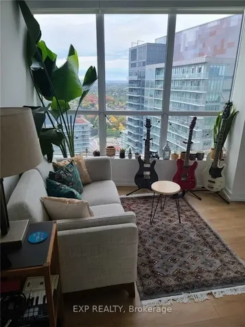115 Mcmahon Drive Toronto ON M2K 2X9
