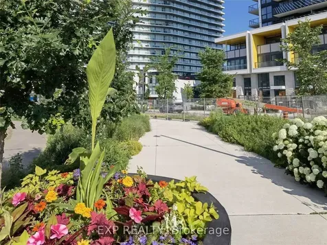 115 Mcmahon Drive Toronto ON M2K 2X9
