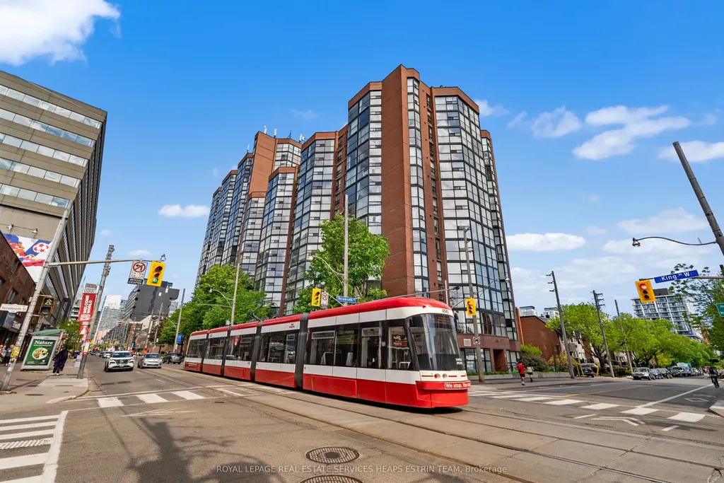 725 King Street W Toronto ON M5V 2W9