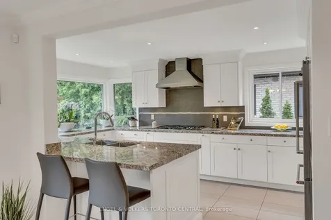 170 Fenn Avenue Toronto ON M2P 1X9