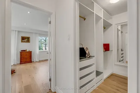 170 Fenn Avenue Toronto ON M2P 1X9