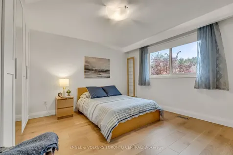 170 Fenn Avenue Toronto ON M2P 1X9
