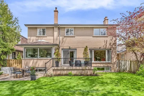 170 Fenn Avenue Toronto ON M2P 1X9