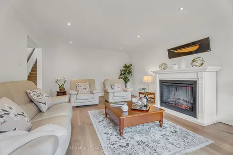 170 Fenn Avenue Toronto ON M2P 1X9