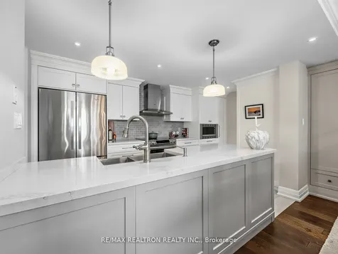 268 Ridley Boulevard Toronto ON M5M 4N3
