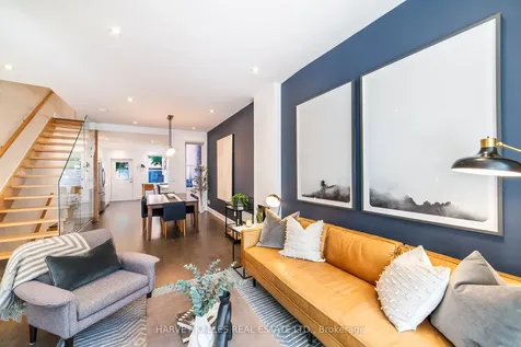 642 Wellington Street W Toronto ON M5V 1G4