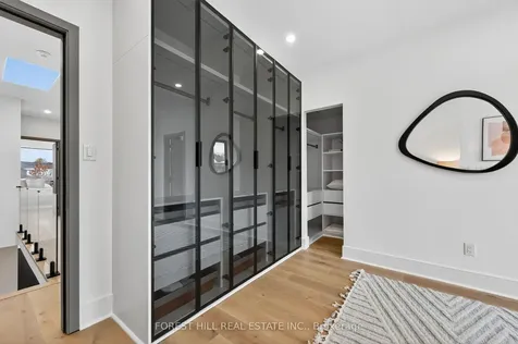 249 Lauder Avenue Toronto ON M6E 3H5