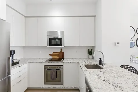 101 Erskine Avenue Toronto ON M4P 1Y5