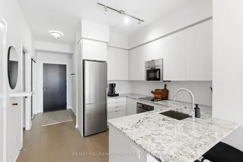 101 Erskine Avenue Toronto ON M4P 1Y5