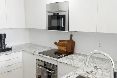 101 Erskine Avenue Toronto ON M4P 1Y5