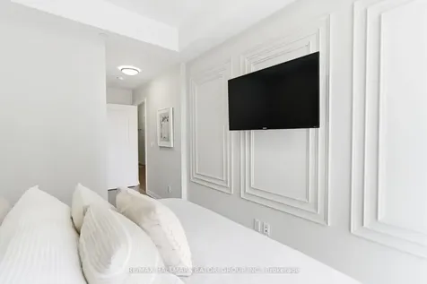 101 Erskine Avenue Toronto ON M4P 1Y5