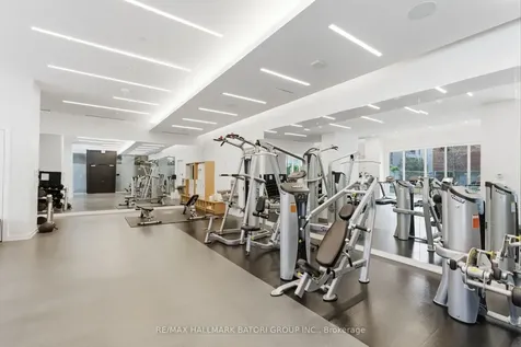 101 Erskine Avenue Toronto ON M4P 1Y5