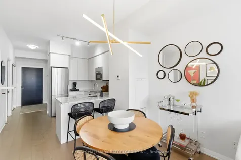 101 Erskine Avenue Toronto ON M4P 1Y5
