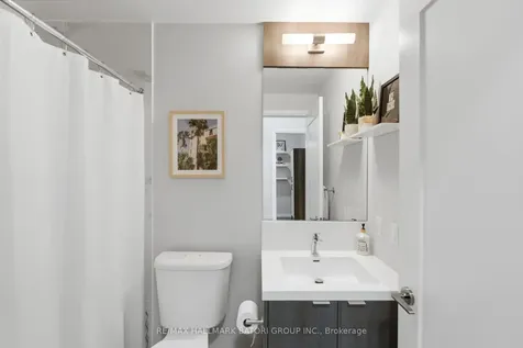 101 Erskine Avenue Toronto ON M4P 1Y5