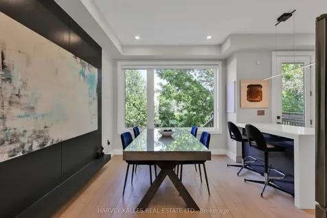 35 Wilmington Avenue Toronto ON M3H 5J1