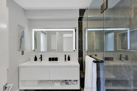 35 Wilmington Avenue Toronto ON M3H 5J1