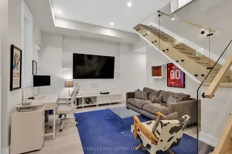 35 Wilmington Avenue Toronto ON M3H 5J1