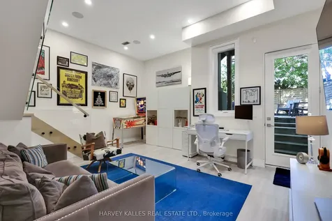 35 Wilmington Avenue Toronto ON M3H 5J1