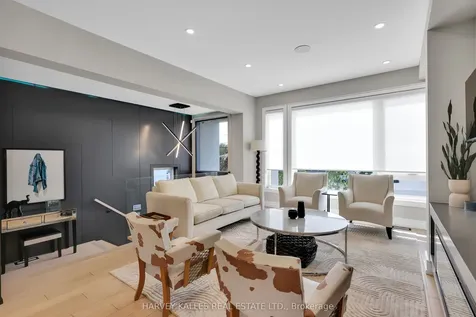 35 Wilmington Avenue Toronto ON M3H 5J1