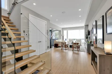 35 Wilmington Avenue Toronto ON M3H 5J1