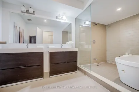 46 Hooyo Terrace Toronto ON M6A 0E2