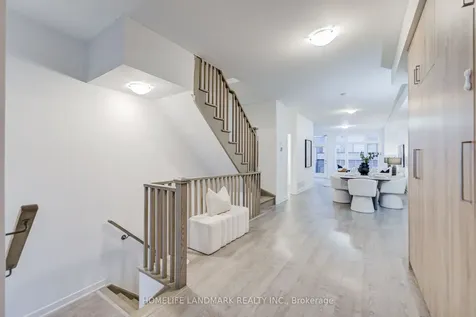 46 Hooyo Terrace Toronto ON M6A 0E2