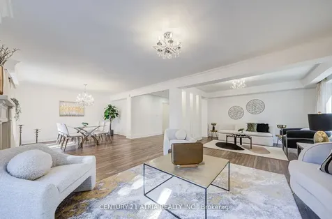 27 Denlow Boulevard Toronto ON M3B 1P5