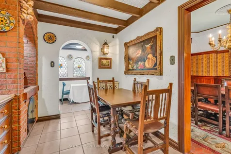127 Heddington Avenue Toronto ON M5N 2K9