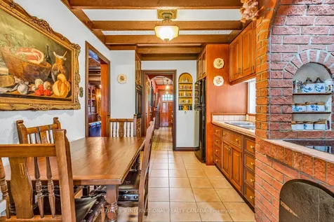 127 Heddington Avenue Toronto ON M5N 2K9
