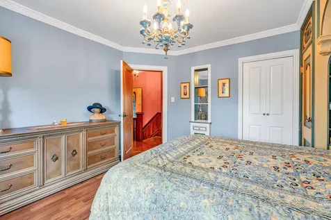 127 Heddington Avenue Toronto ON M5N 2K9