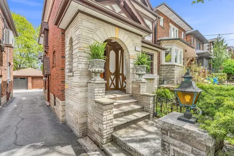 127 Heddington Avenue Toronto ON M5N 2K9