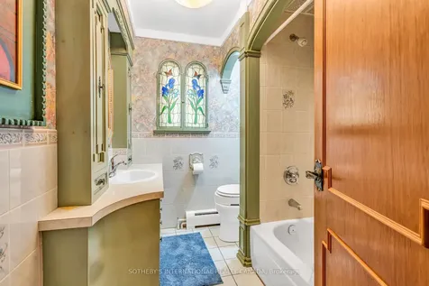 127 Heddington Avenue Toronto ON M5N 2K9