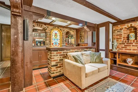127 Heddington Avenue Toronto ON M5N 2K9