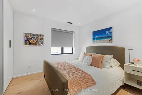 121 Sherwood Avenue Toronto ON M4P 2A6