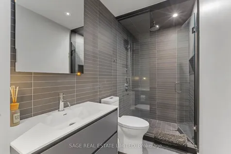 121 Sherwood Avenue Toronto ON M4P 2A6
