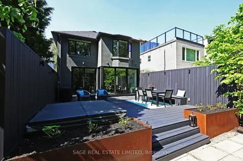 121 Sherwood Avenue Toronto ON M4P 2A6