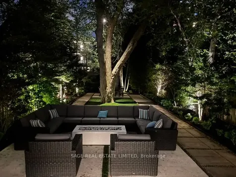 121 Sherwood Avenue Toronto ON M4P 2A6