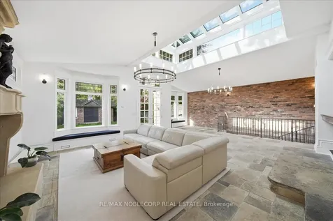 38 Glenrose Avenue Toronto ON M4T 1K4