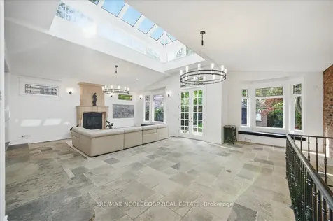 38 Glenrose Avenue Toronto ON M4T 1K4