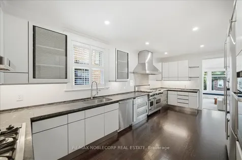 38 Glenrose Avenue Toronto ON M4T 1K4