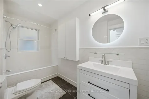 38 Glenrose Avenue Toronto ON M4T 1K4