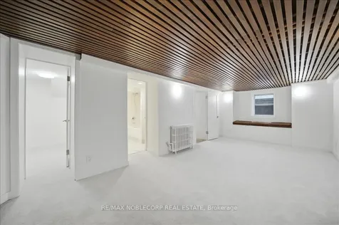 38 Glenrose Avenue Toronto ON M4T 1K4