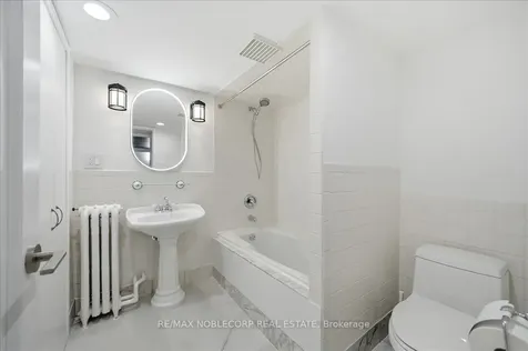 38 Glenrose Avenue Toronto ON M4T 1K4