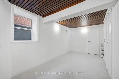 38 Glenrose Avenue Toronto ON M4T 1K4